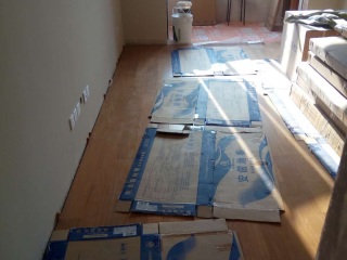 实木复合地板铺设