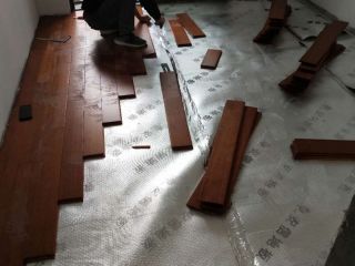 木地板铺设