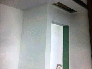 墙、顶面乳胶漆及墙纸铺贴