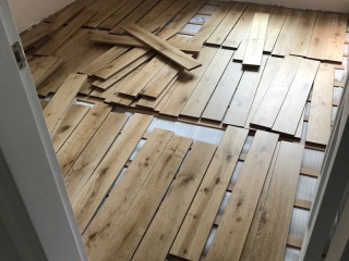 木地板铺设